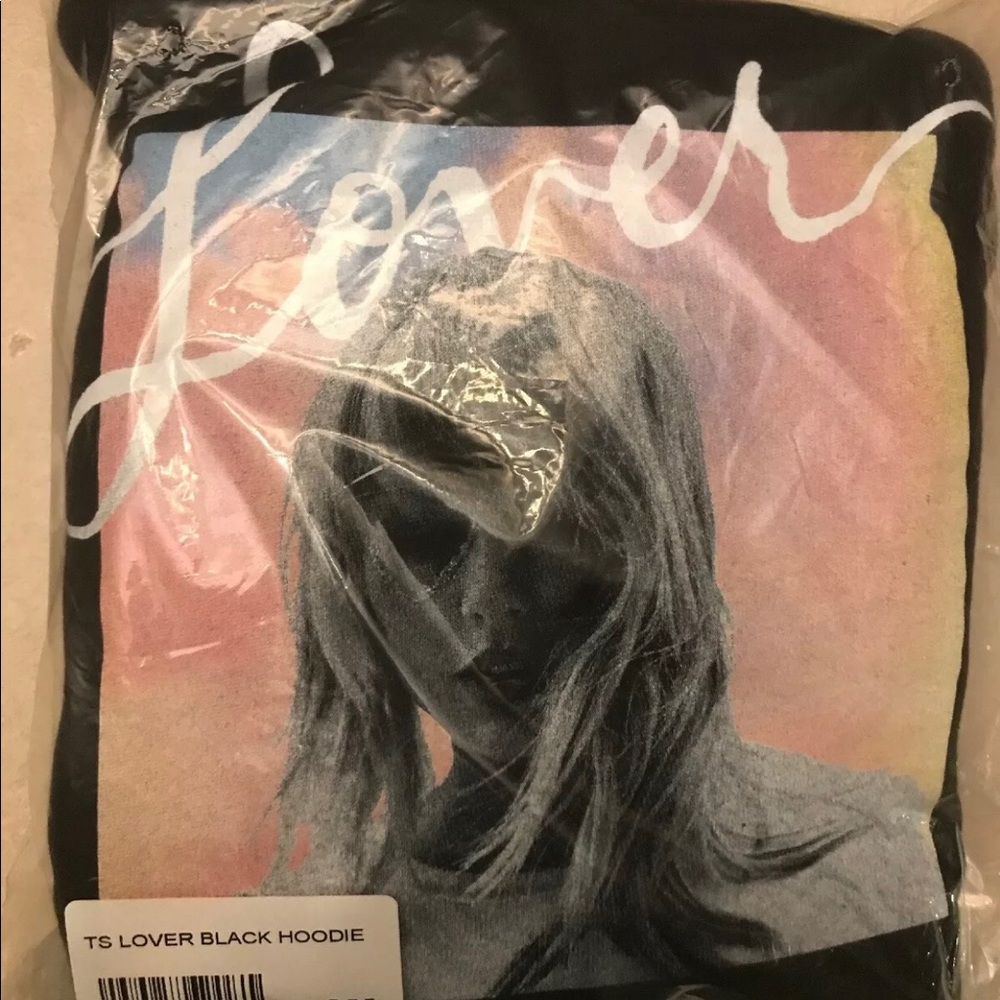 Taylor Swift Black Hoodie Album Cover - Picture 5 of 6